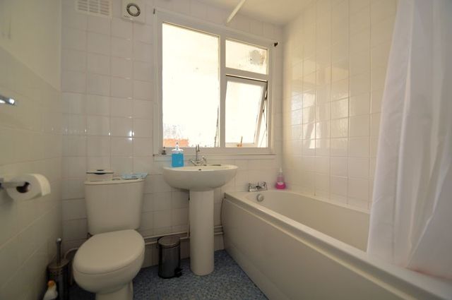  Image of 2 Bedroom Flat  For Sale at Arthur Road Erdington Birmingham, B24 9EY