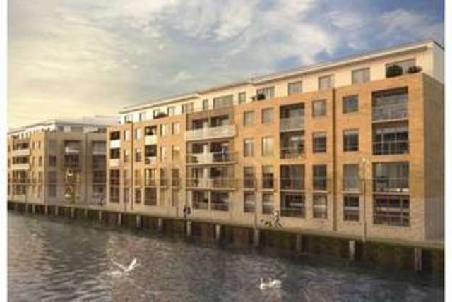  Image of 2 Bedroom Flat  For Sale at Canary Gateway  Limehouse, E14 7HG