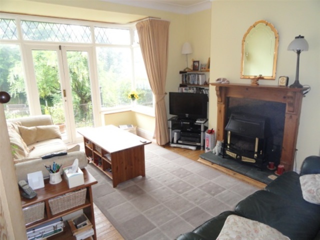  Image of 3 Bedroom Semi-Detached  For Sale at Bradford, BD9 4EJ