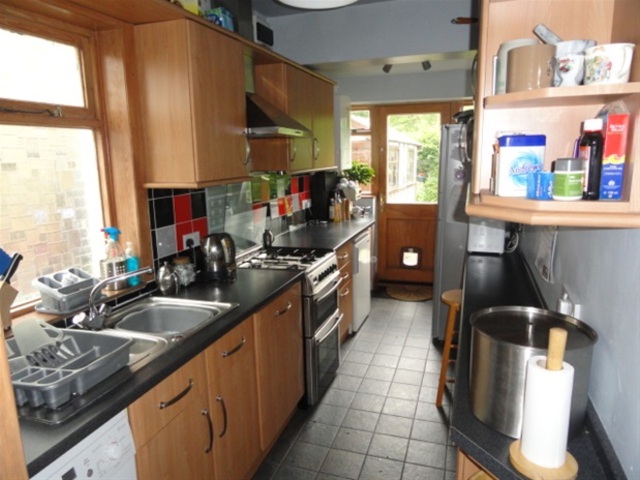  Image of 3 Bedroom Semi-Detached  For Sale at Bradford, BD9 4EJ