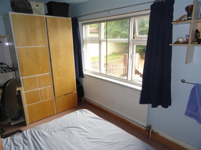  Image of 3 Bedroom Semi-Detached  For Sale at Bradford, BD9 4EJ