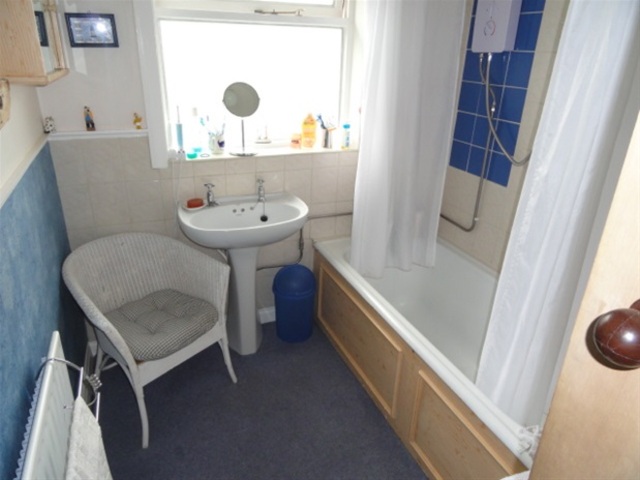  Image of 3 Bedroom Semi-Detached  For Sale at Bradford, BD9 4EJ