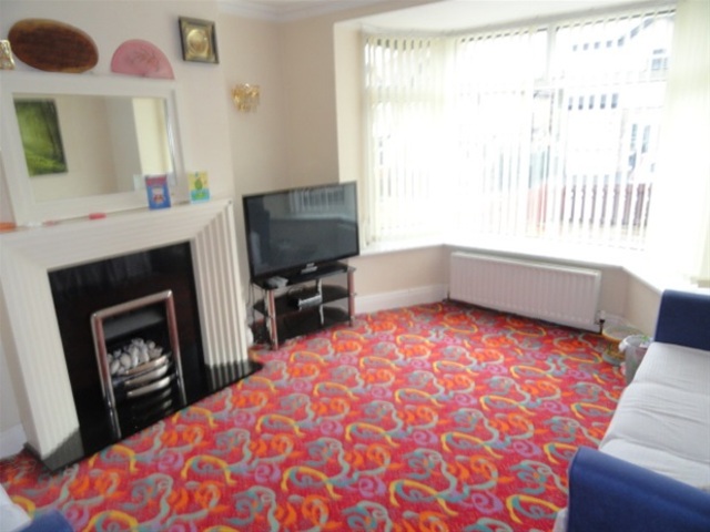  Image of 3 Bedroom Semi-Detached  For Sale at Bradford, BD9 4EJ
