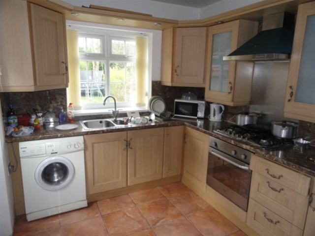  Image of 3 Bedroom Semi-Detached  For Sale at Bradford, BD9 4EJ