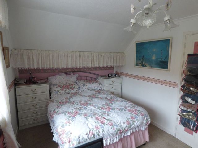  Image of 3 Bedroom Detached  For Sale at Ashgrove  Pontypridd, CF37 3DW