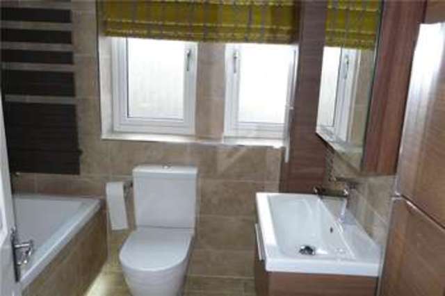  Image of 3 Bedroom Semi-Detached  For Sale at Hellifield Skipton Hellifield, BD23 4NZ