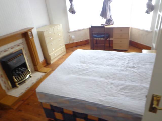  Image of 4 Bedroom Detached  To Rent at Heath Cardiff Birchgrove, CF14 3DB