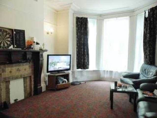  Image of 6 Bedroom Semi-Detached  For Sale at Avenue Road Shelton Stoke-On-Trent, ST4 2DU