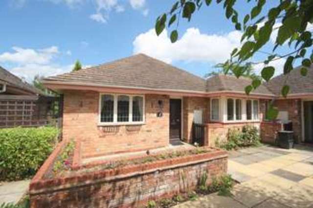 Image of 2 Bedroom Bungalow  For Sale at Avon Meadow Close  Stratford upon Avon, CV37 6GS