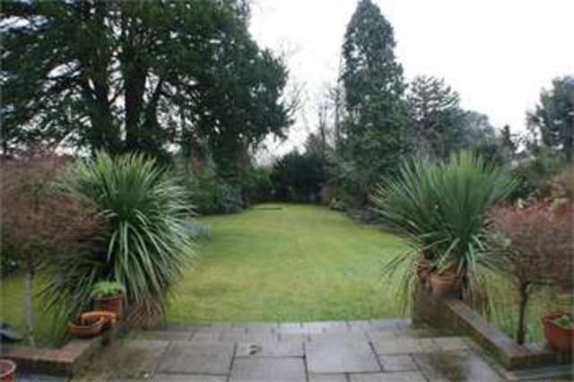  Image of 5 Bedroom Detached  To Rent at Stanmore Stanmore, HA7 3EJ