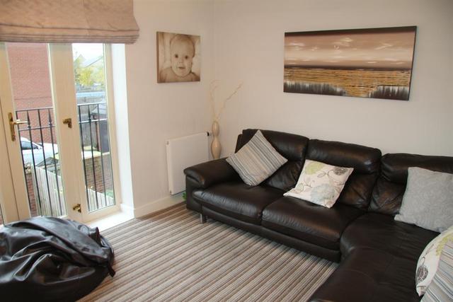  Image of 4 Bedroom Terraced  For Sale at Guiseley Leeds Guiseley, LS20 8EB