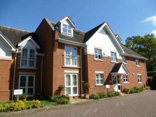 Image of 3 Bedroom Flat  For Sale at Chandlers Ford Eastleigh Chandler