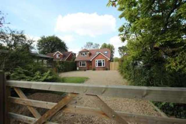 Image of 4 Bedroom Detached  For Sale at West End Surrey West End, GU24 9QR
