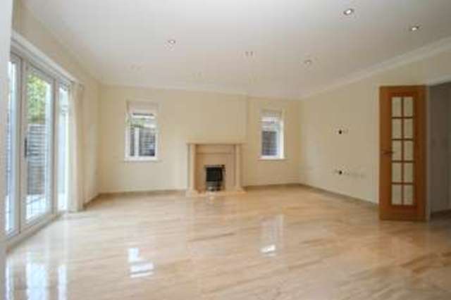  Image of 4 Bedroom Detached  For Sale at West End Surrey West End, GU24 9QR