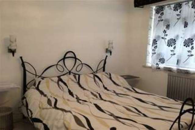  Image of 2 Bedroom Flat  To Rent at Basingstoke, RG21 3ND