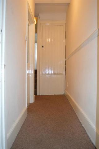  Image of 1 Bedroom Flat  To Rent at balham, SW17 7BW