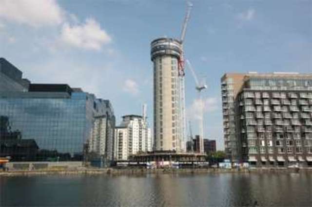  Image of 1 Bedroom Flat  For Sale at Canary Wharf, E14 9FB