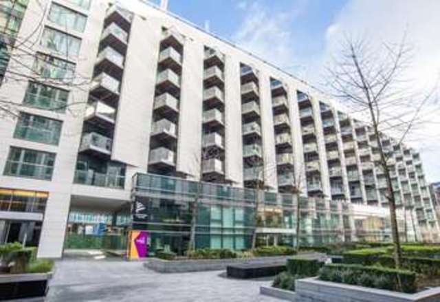  Image of 1 Bedroom Flat  For Sale at London, E14 9EQ