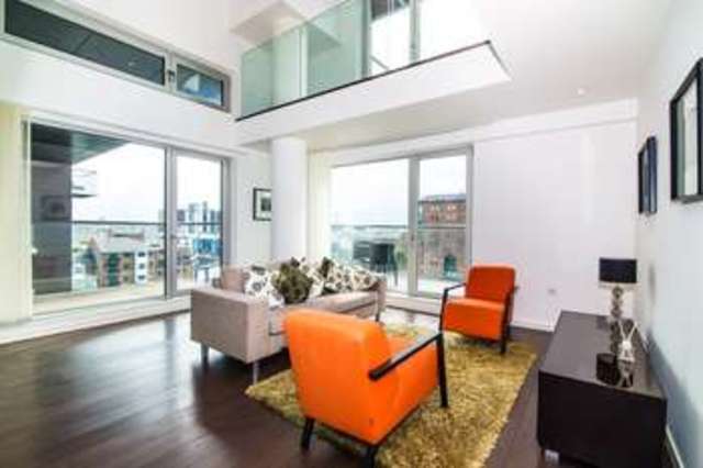  Image of 3 Bedroom Flat  For Sale at North Boulevard  Canary Wharf, E14 9FG