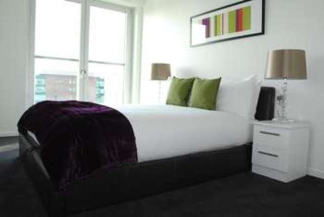  Image of 2 Bedroom Flat  For Sale at South Dockside  London, E14 9FB