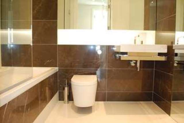  Image of 2 Bedroom Flat  For Sale at South Dockside  London, E14 9FB