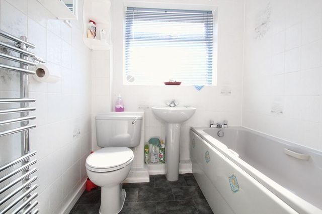  Image of 3 Bedroom Detached  For Sale at Bardney Road Hunmanby Filey, YO14 0LX