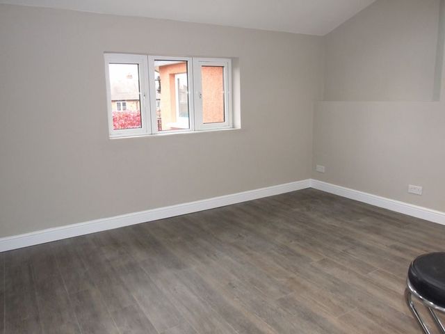  Image of 4 Bedroom Detached  To Rent at Oak Tree Court  Tollerton, NG12 4HJ