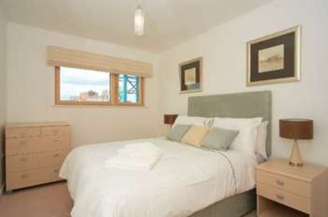  Image of 1 Bedroom Flat  For Sale at Cutmore Ropeworks  Barking, IG11 7GU