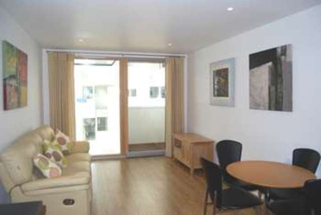  Image of 1 Bedroom Flat  For Sale at Schrier Ropeworks  Barking, IG11 7GU