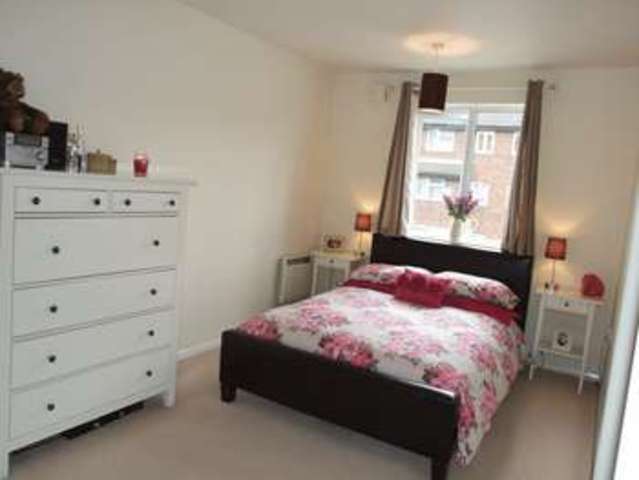  Image of 2 Bedroom Flat  For Sale at Barnsdale Close  Loughborough, LE11 5AN