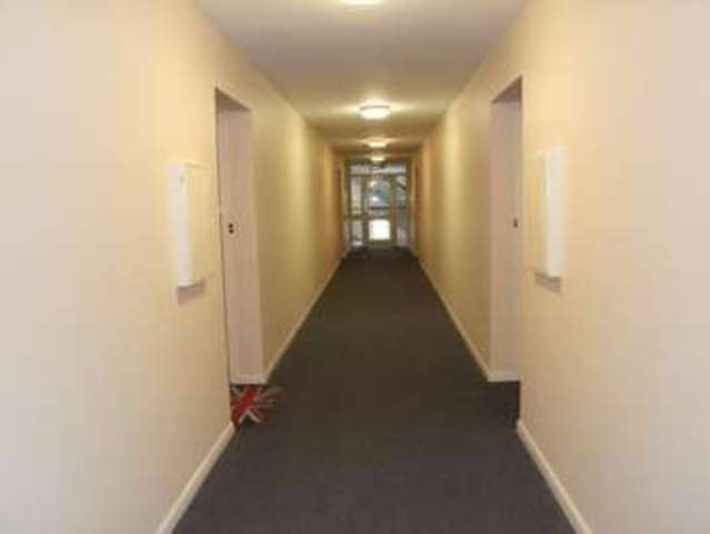  Image of 2 Bedroom Flat  For Sale at Barnsdale Close  Loughborough, LE11 5AN