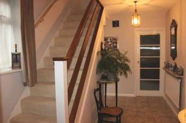  Image of 3 Bedroom Detached  For Sale at Barnway  Egham, TW20 0QU