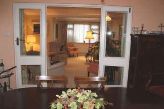  Image of 3 Bedroom Detached  For Sale at Barnway  Egham, TW20 0QU