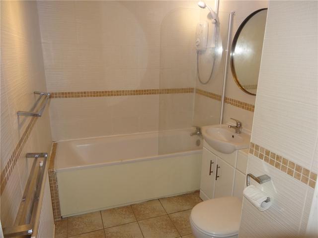  Image of 2 Bedroom Flat  To Rent at Paisley Renfrewshire Renfrewshire, PA2 6PB