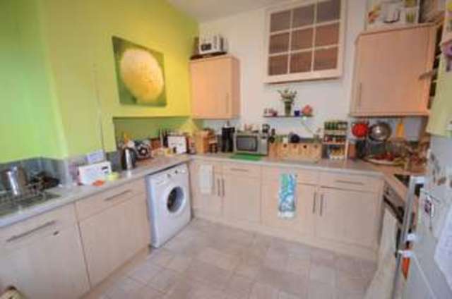  Image of 1 Bedroom Flat  For Sale at Barton Villas  Dawlish, EX7 9QJ