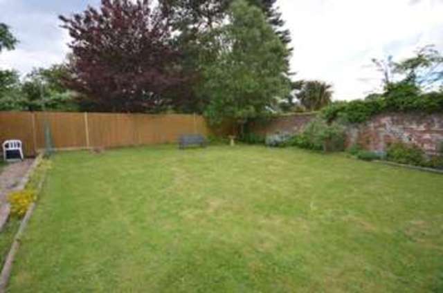  Image of 1 Bedroom Flat  For Sale at Barton Villas  Dawlish, EX7 9QJ
