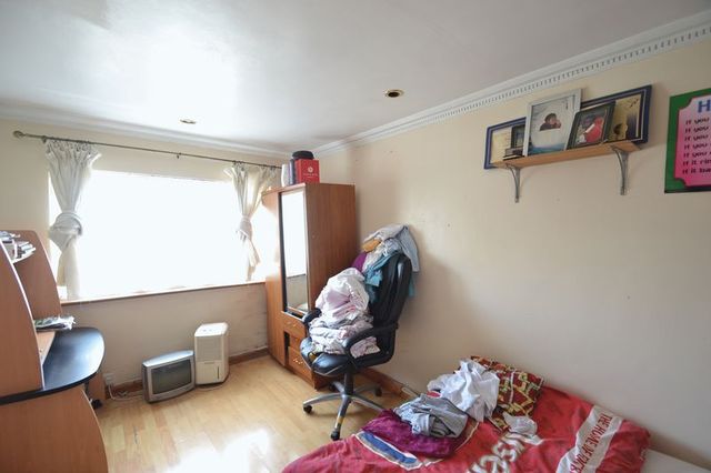  Image of 3 Bedroom Terraced  For Sale at Bastable Avenue  Barking, IG11 0LF