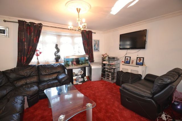  Image of 3 Bedroom Terraced  For Sale at Bastable Avenue  Barking, IG11 0LF