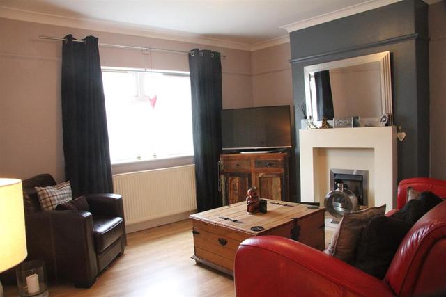  Image of 3 Bedroom Terraced  For Sale at Rawdon Leeds Rawdon, LS19 6EU