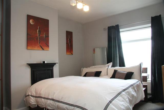  Image of 3 Bedroom Terraced  For Sale at Rawdon Leeds Rawdon, LS19 6EU