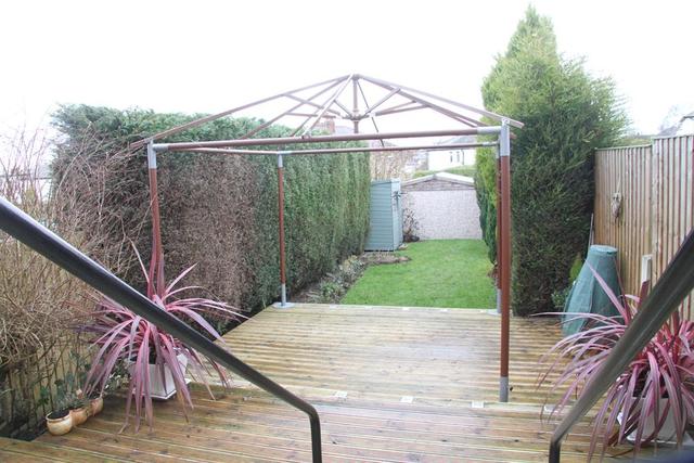  Image of 3 Bedroom Terraced  For Sale at Rawdon Leeds Rawdon, LS19 6EU