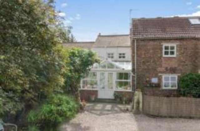  Image of 3 Bedroom Cottage  For Sale at Bessacarr Doncaster Bessacarr, DN4 7AL
