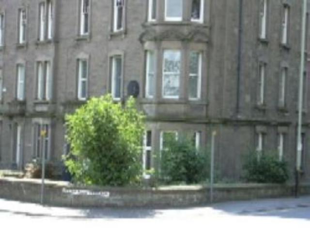  Image of 4 Bedroom Flat  To Rent at Dundee  Dundee, DD4 6NL
