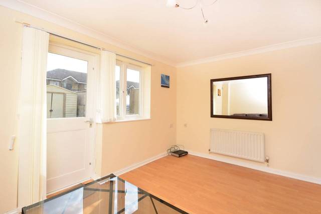  Image of 2 Bedroom Detached  To Rent at Beanacre Close  Hackney Wick, E9 5LB