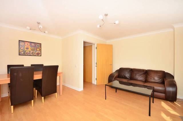  Image of 2 Bedroom Detached  To Rent at Beanacre Close  Hackney Wick, E9 5LB