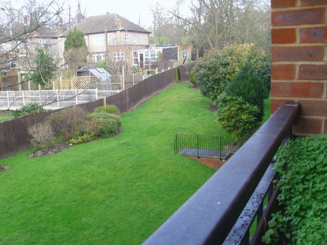  Image of 2 Bedroom Retirement Property  For Sale at London Road  Crayford, DA1 4EB