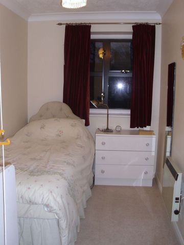  Image of 2 Bedroom Retirement Property  For Sale at London Road  Crayford, DA1 4EB