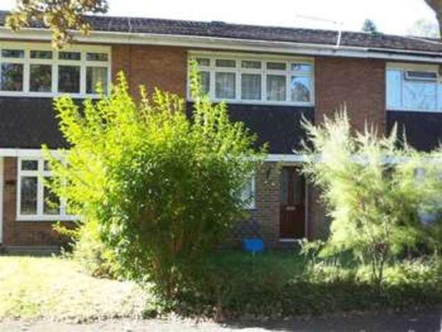  Image of 4 Bedroom Terraced  To Rent at Beechtree Avenue Englefield Green Egham, TW20 0SR