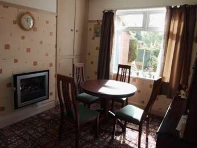  Image of 3 Bedroom Semi-Detached  For Sale at Beeston Road  Newark, NG24 1SN
