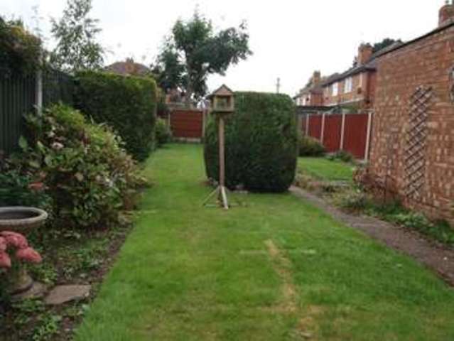  Image of 3 Bedroom Semi-Detached  For Sale at Beeston Road  Newark, NG24 1SN